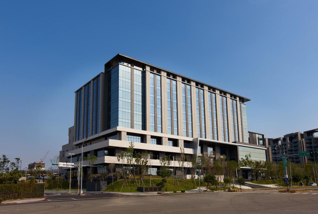 Cozzi Blu Hotel Trung Lịch Ngoại thất bức ảnh Kaohsiung Medical University Hospital